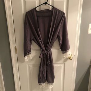 CHARCOAL GRAY Cotton Robe with ivory lace trim